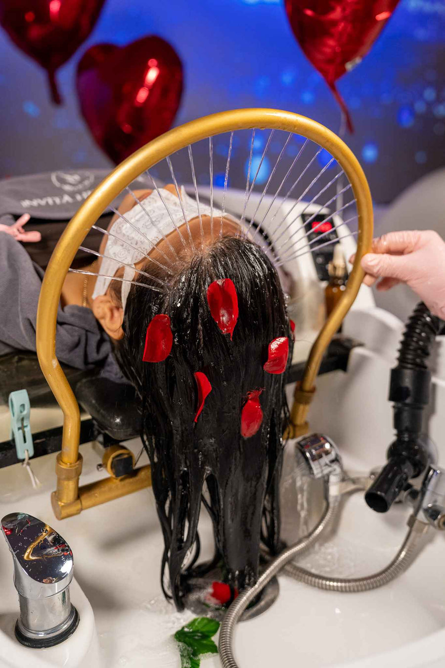 Scalp massage treatment at Invita Head Spa Las Vegas
