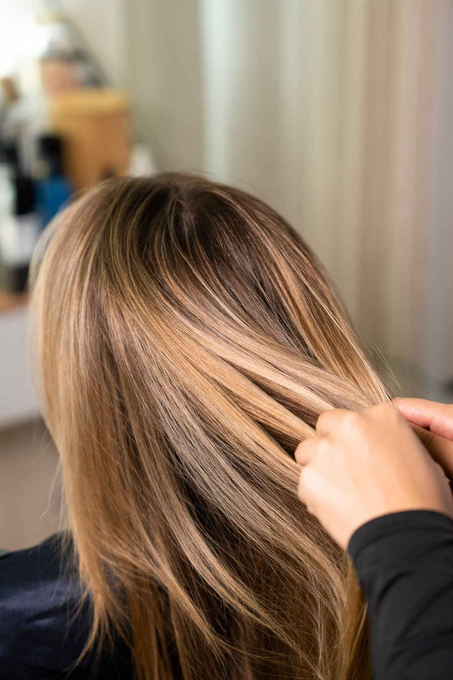 Hair consultation at Invita Head Spa Vista